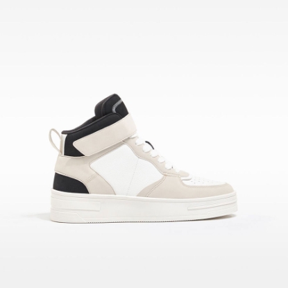 Ảnh của Giày Low-top Sneakers Phối Màu White/ Sand/ Black