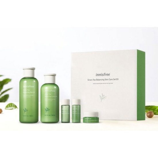 Picture of Innisfree Green Tea Balancing Skin Care cosmetic set