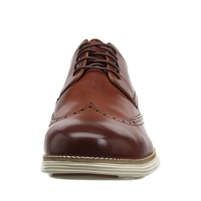 Ảnh của Giày Oxford nam Cole Haan Original Grand Shortwing màu Woodbury Leather/Ivory