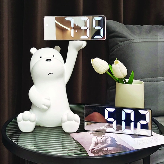 Picture of Đồng hồ điện tử gấu trắng