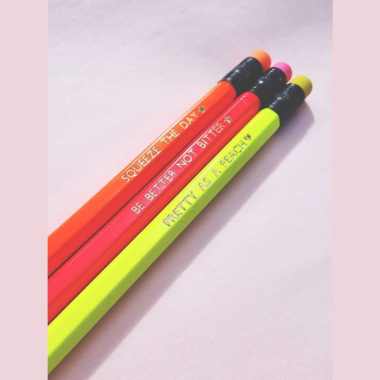 Ảnh của Set với bút chì dập nổi - Fruity Daily Planner & Notebook Set với bút chì dập nổi
